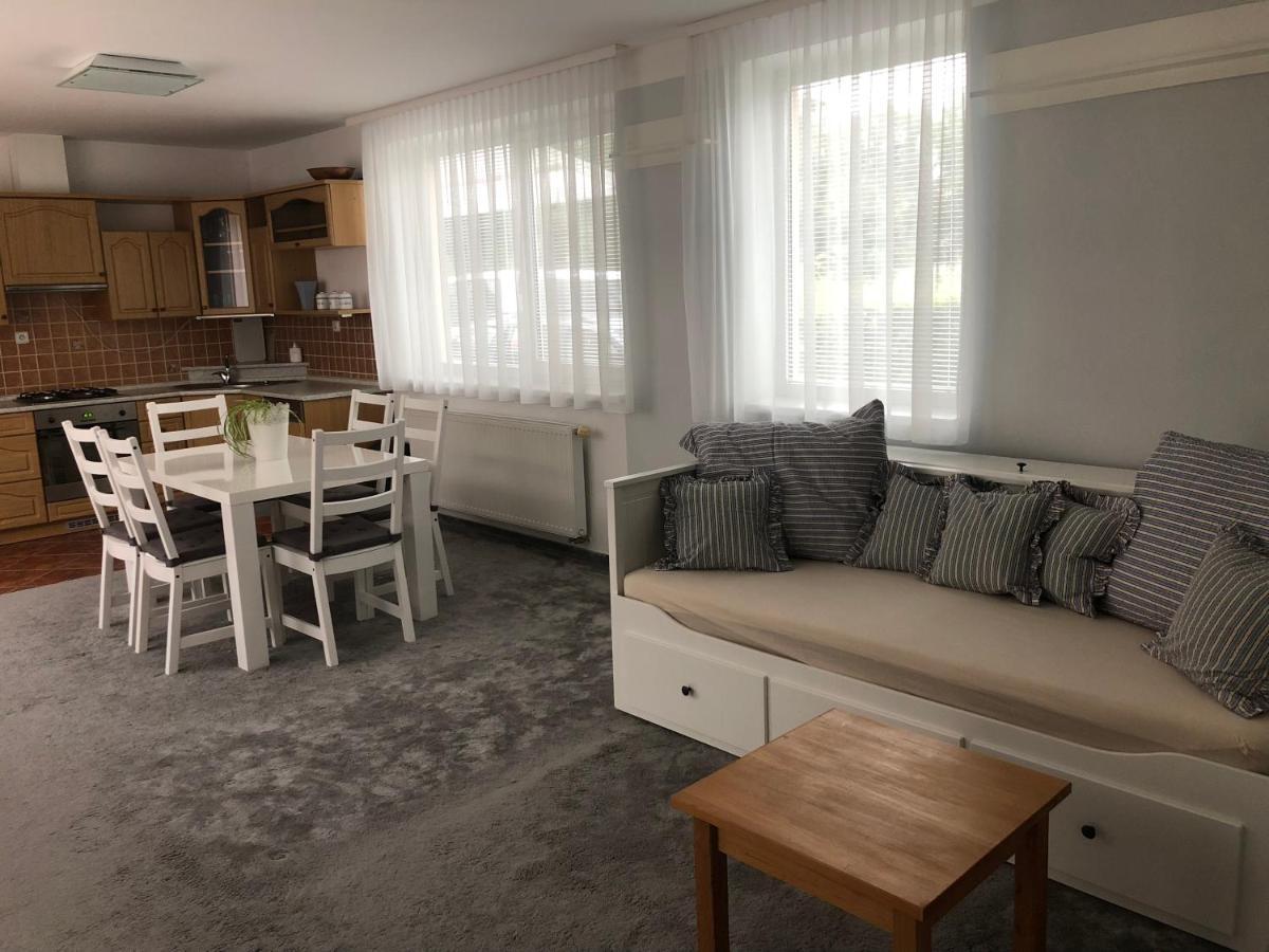 Prazdninovy Dum Zavadilka Villa Ceske Budejovice Eksteriør billede